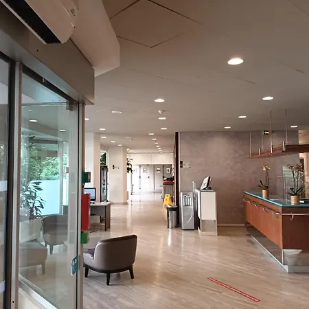 Aparthotel Paris Xv Multire - 4 Guests *